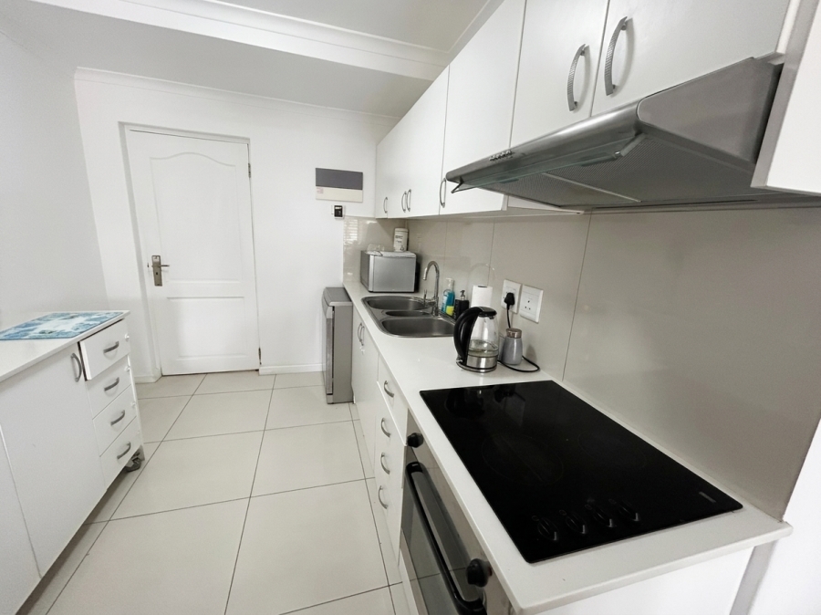To Let 2 Bedroom Property for Rent in Big Bay Western Cape